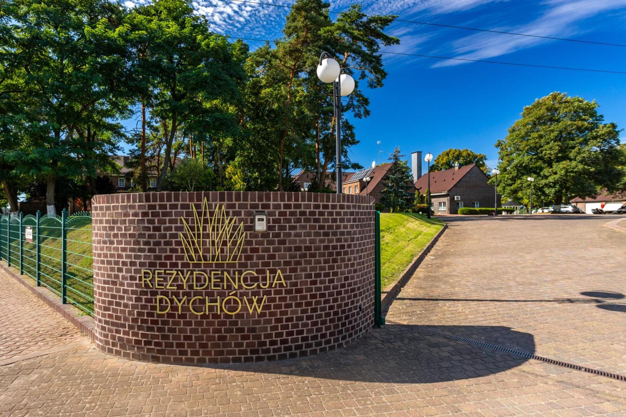 Rezydencja Dychow Exterior photo
